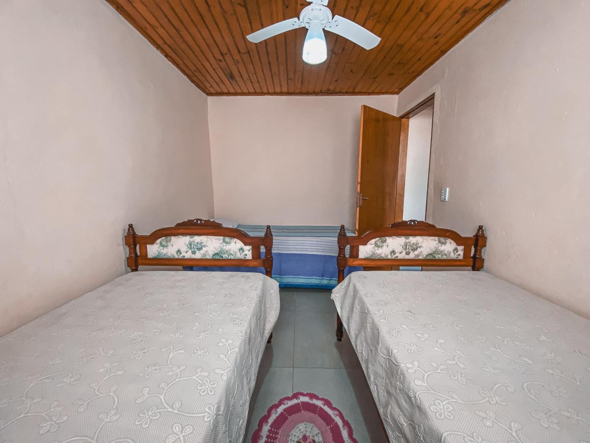 Holiday home Casa Completa Com Piscina E Area De Churrasco