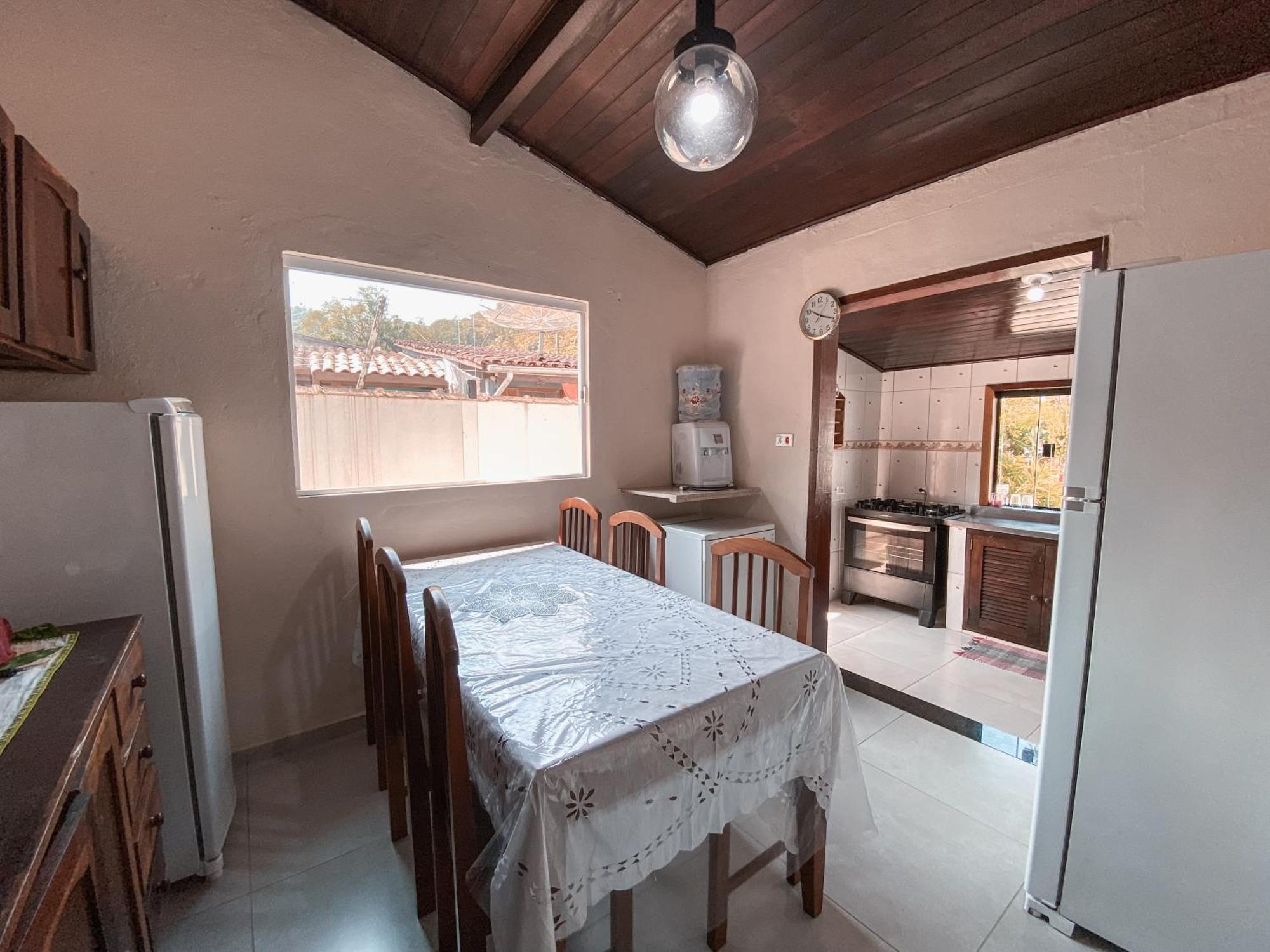 Casa Completa Com Piscina E Area De Churrasco