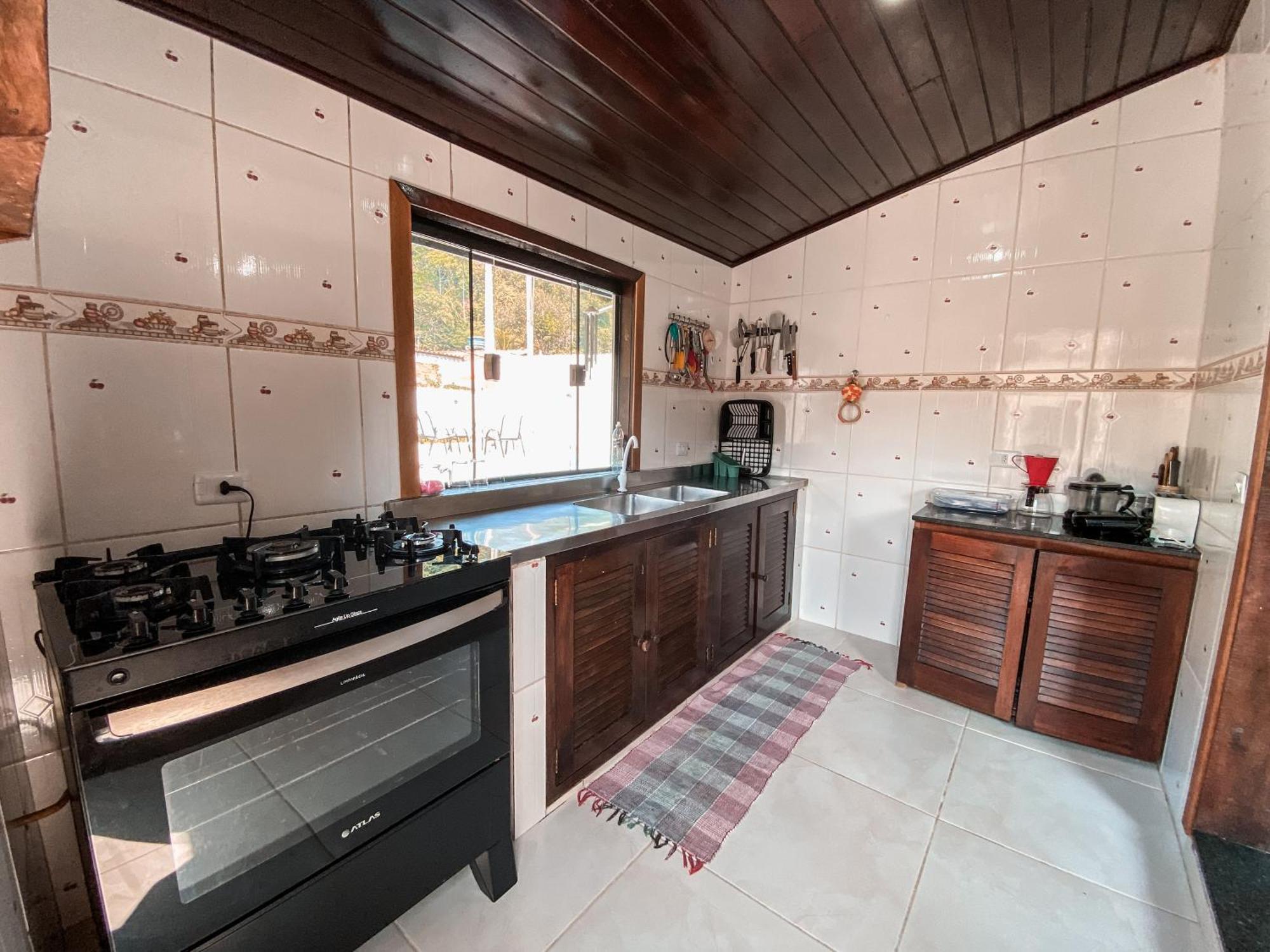 Casa Completa Com Piscina E Area De Churrasco *